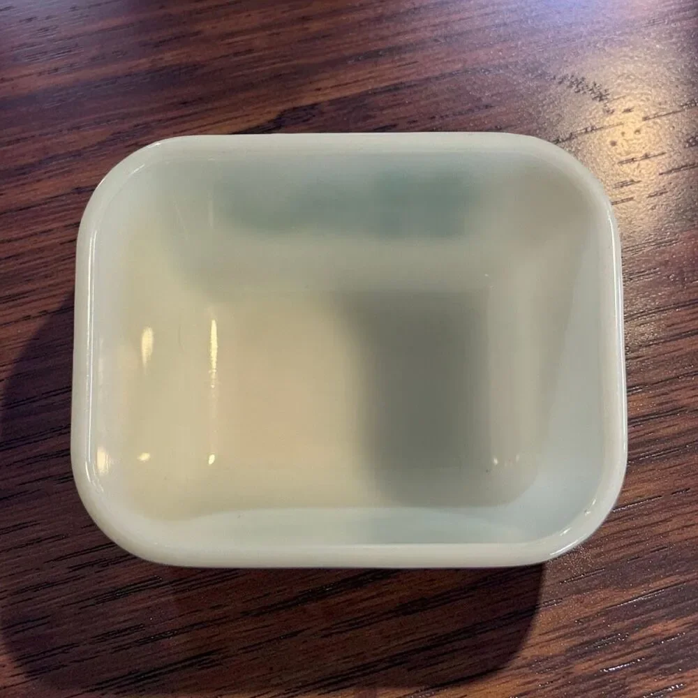 Pyrex Amish Butter Print Rooster Turquoise 501 Refrigerator Dish 1.5 Cup Dish